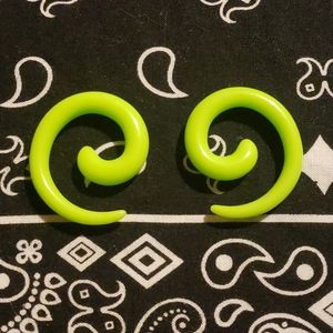 Neon Green Spiral Taper 8 gauge